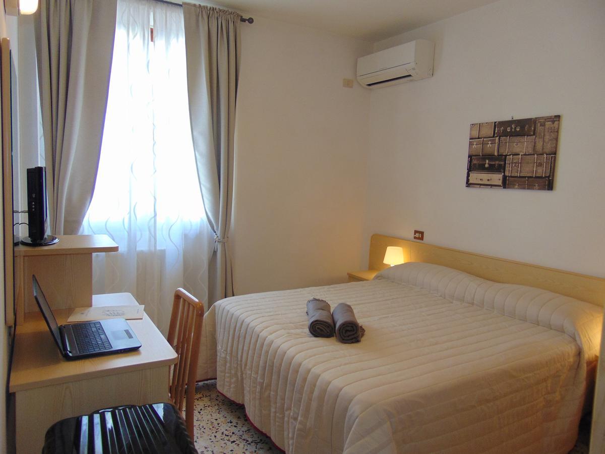 Rossana Hotel