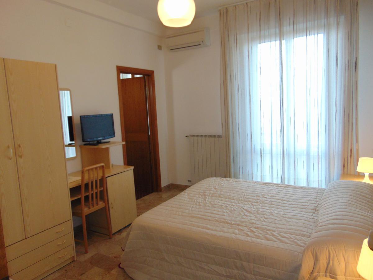 Rossana Hotel
