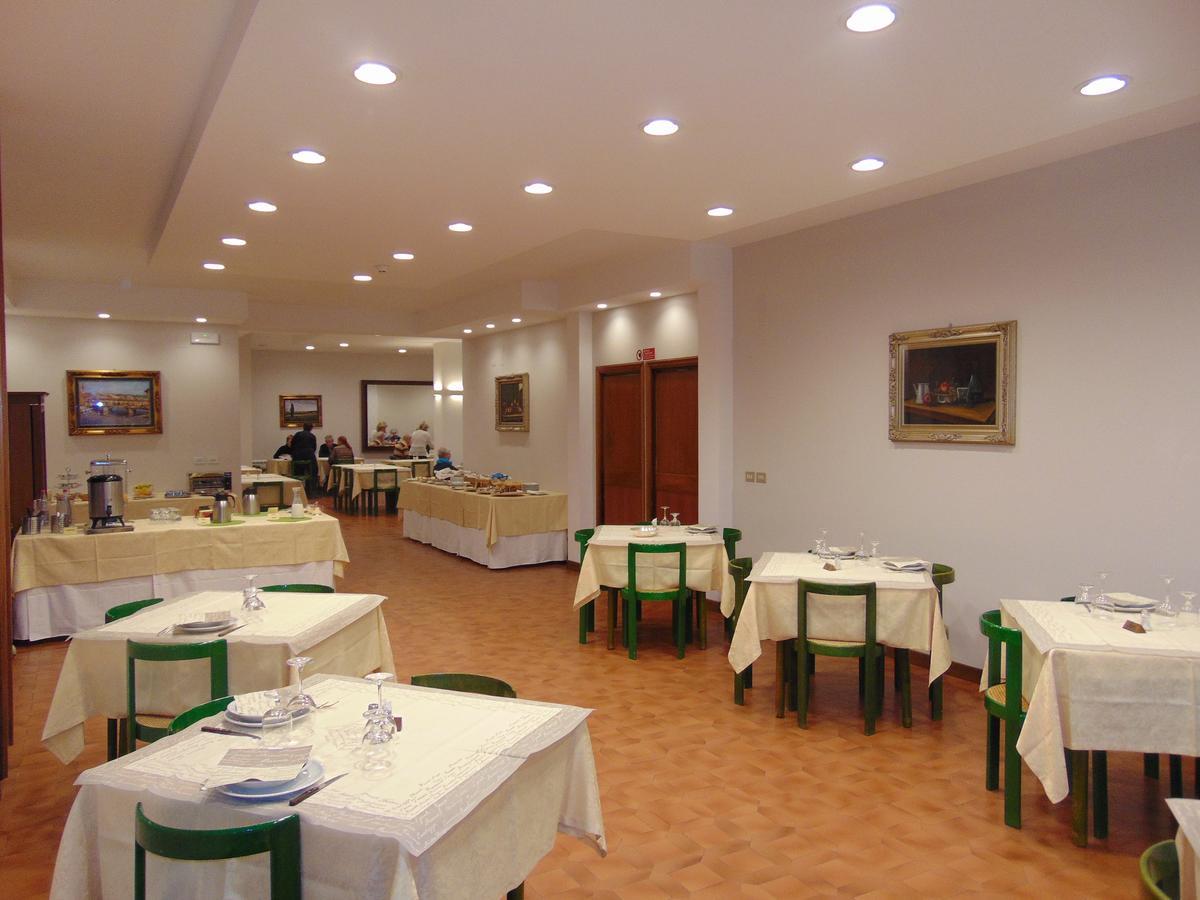 Rossana 3*